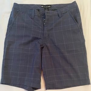 Travis Mathew Men’s Shorts NWOT